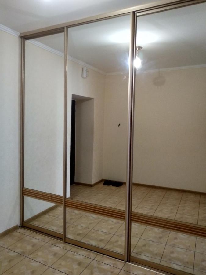 Апартаменти Липинського3,Поруч Порт Сіті Luck Kültér fotó
